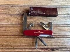 (2) Pocket Knives