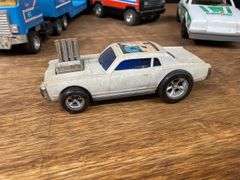 (5) Racing Trucks and Cars