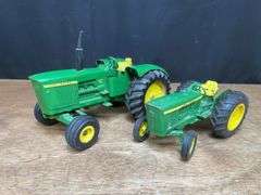 (2) 1/16 John Deere 5020 + 2020 Ertl.