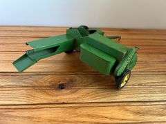 1/16 John Deere Baler Eska