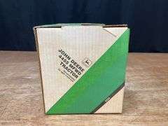 1/16 John Deere 4455 NIB Ertl