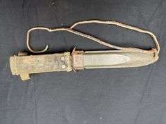 (2)-US M4 Bayonets w/M8 Scabbards