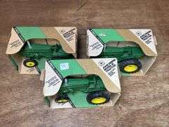 (3) 1/16 John Deere M Collector NIB Ertl