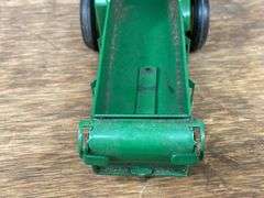 1/16 John Deere Spreader NIB Eska