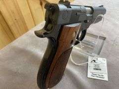 S&W Model 39-2 9mm Semiauto Pistol