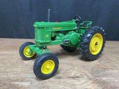 1/16 John Deere 70 Customized