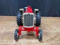 1/16 Farmall 1206 1993 Ontario NIB SM