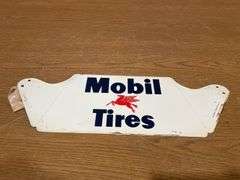 NOS -  Mobil Pegasus Gas Station Tire Display Rack