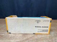 1/16 IH Scout Traveler NIB Ertl