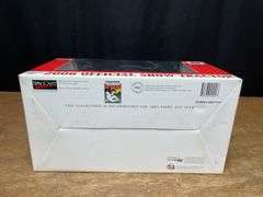 1/16 Farmall 350 w/Loader 2006 Pork Expo NIB SC