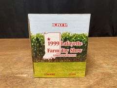 1/16 Farmall Super C 1999 Lafayette NIB Ertl