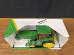 1/16 John Deere 8400T Collector NIB Ertl