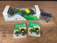 (4) 1/64 + 1/43 John Deere
