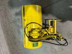 1967 John Deere 112 Hydraulic Lift