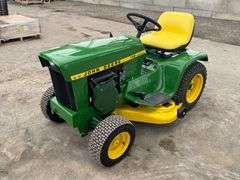 BEAUTIFULLY RESTORED 1972 John Deere 112 Garden Tractor