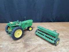 (2) 1/16 John Deere 3020 + Grain Drill