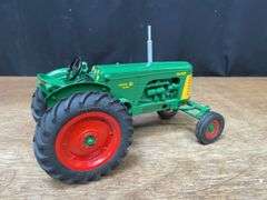 1/16 Oliver Super 88 NIB C&M