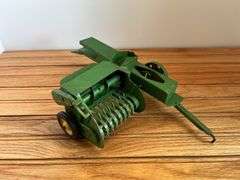 1/16 John Deere Baler Eska