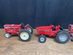 (4) 1/16 IH Tractors Ertl