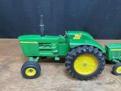 (2) 1/16 John Deere 5020 + 2020 Ertl.