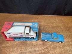 (2) Pickup and True Value Truck Ertl