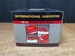 1/16 IH TD-14 Crawler w/Blade NIB SC