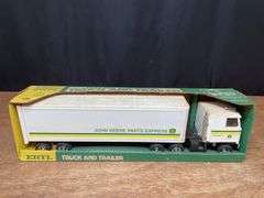 John Deere Parts Express Semi NIB Ertl
