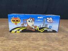 (5) 1/24 NASCAR