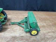 (2) 1/16 John Deere 3020 + Grain Drill