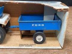 1/12 Ford LGT12 Set NIB Ertl