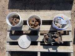 Allis Chalmers 7000 and 8000 Series Wedges and Bolts