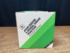1/16 John Deere 8760 Collector NIB Ertl
