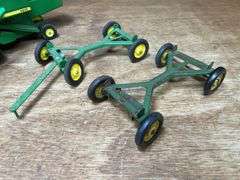 (3) John Deere 6600 Combine + Running Gears