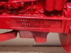 1/16 IH 966 NIB Ertl