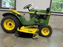1967 John Deere 112 Hydraulic Lift