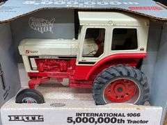 1/16 IH 1066 5 Millionth NIB Ertl