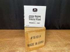 1/16 John Deere 420 V 2003 2 Cylinder NIB Ertl