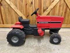 IH Pedal Tractor Ertl