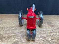 1/16 Farmall M Precision Ertl