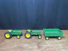 (3) 1/16 John Deere 2030, 2040, Wagon Ertl