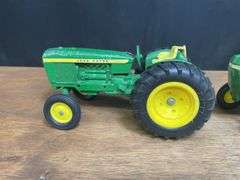 (3) 1/16 John Deere 2030, 2040, Wagon Ertl
