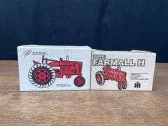 (2) 1/16 Farmall H + M NIB