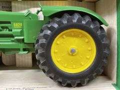 1/16 John Deere 5020 NIB Ertl