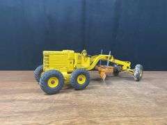 (2) Adams Graders Doepke