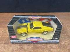 1/18 Ford Boss Mustang NIB Ertl