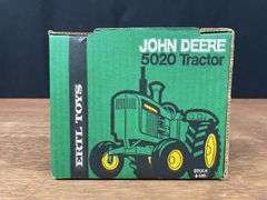 1/16 John Deere 5020 NIB Ertl