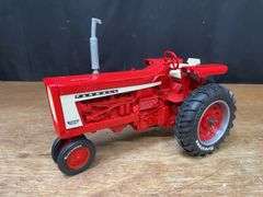 1/16 Farmall 706 Firestone NIB Ertl