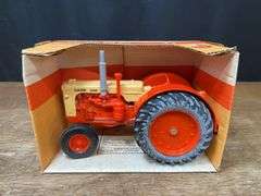 1/16 Case 600 NIB Ertl