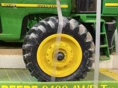 1/16 John Deere 9400 Collector NIB Ertl