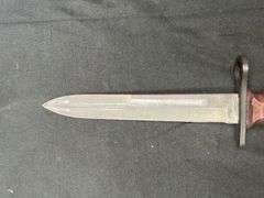 US Camillus M4 Bayonet w/M8A1 Scabbard